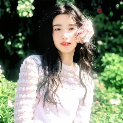 穿越当天，世子爷要以身相许